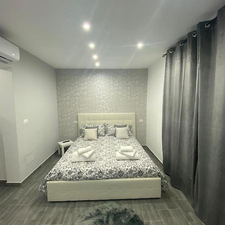 Suite Nicolai 165 Bari Ngoại thất bức ảnh