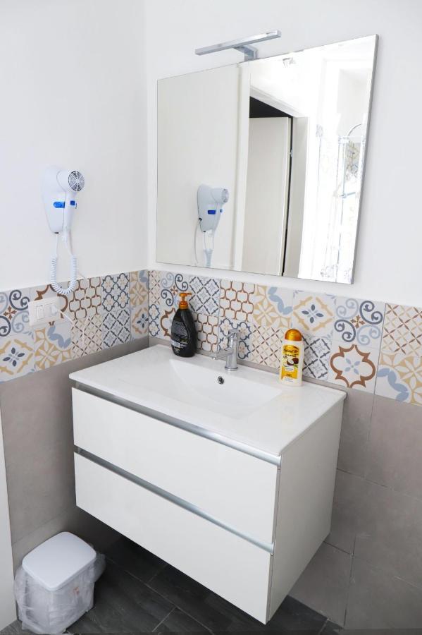 Suite Nicolai 165 Bari Ngoại thất bức ảnh
