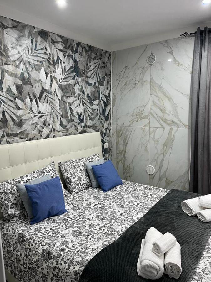 Suite Nicolai 165 Bari Ngoại thất bức ảnh